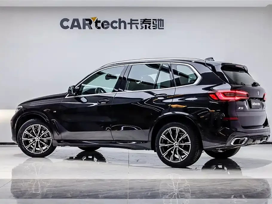 BMW X5 (Import) — фото 6