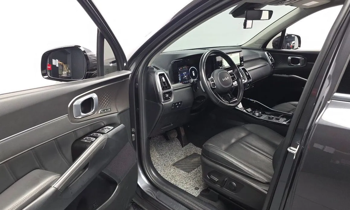 Kia Sorento — фото 6