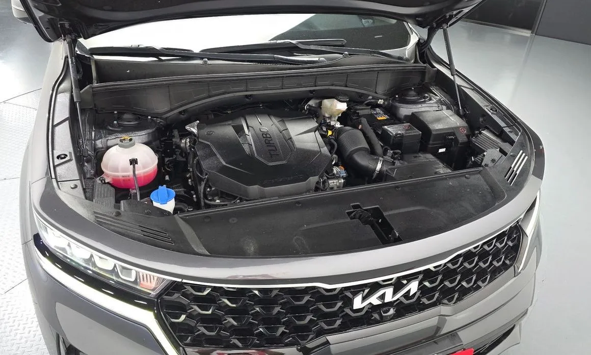 Kia Sorento — фото 8