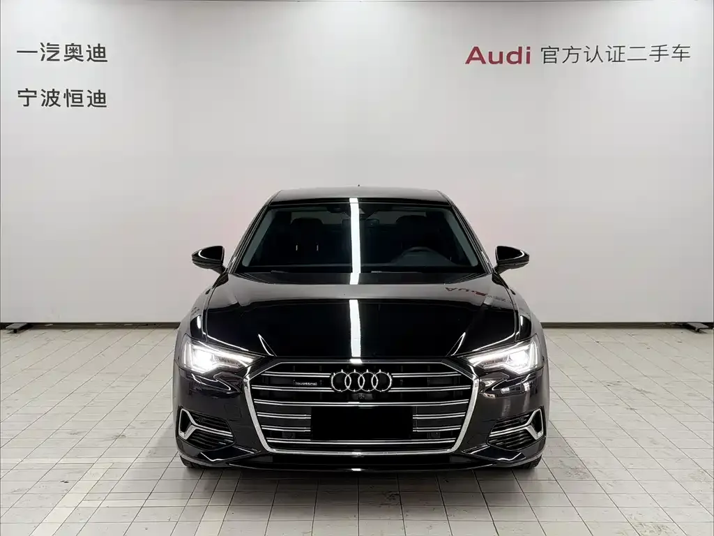 Audi A6L — фото 7