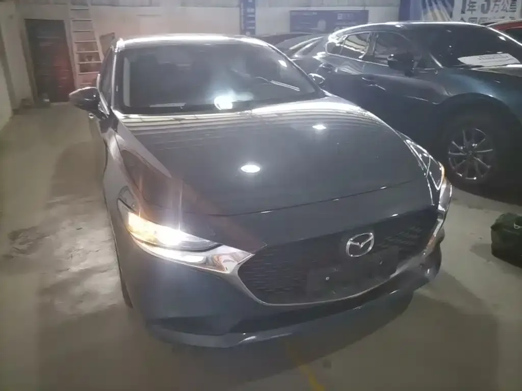 Mazda 3 Axela 2024 из CN, фото 10