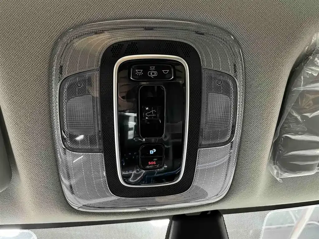 Hyundai Elantra — фото 10