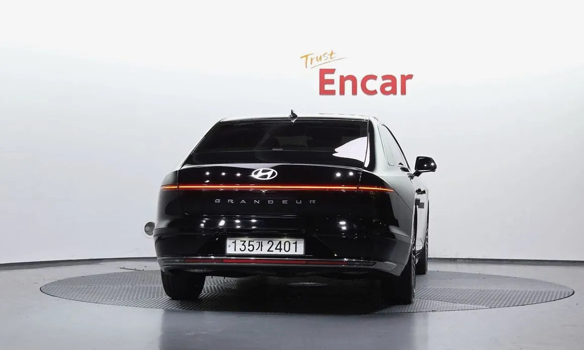 Hyundai Grandeur 2023 из KR, фото 2