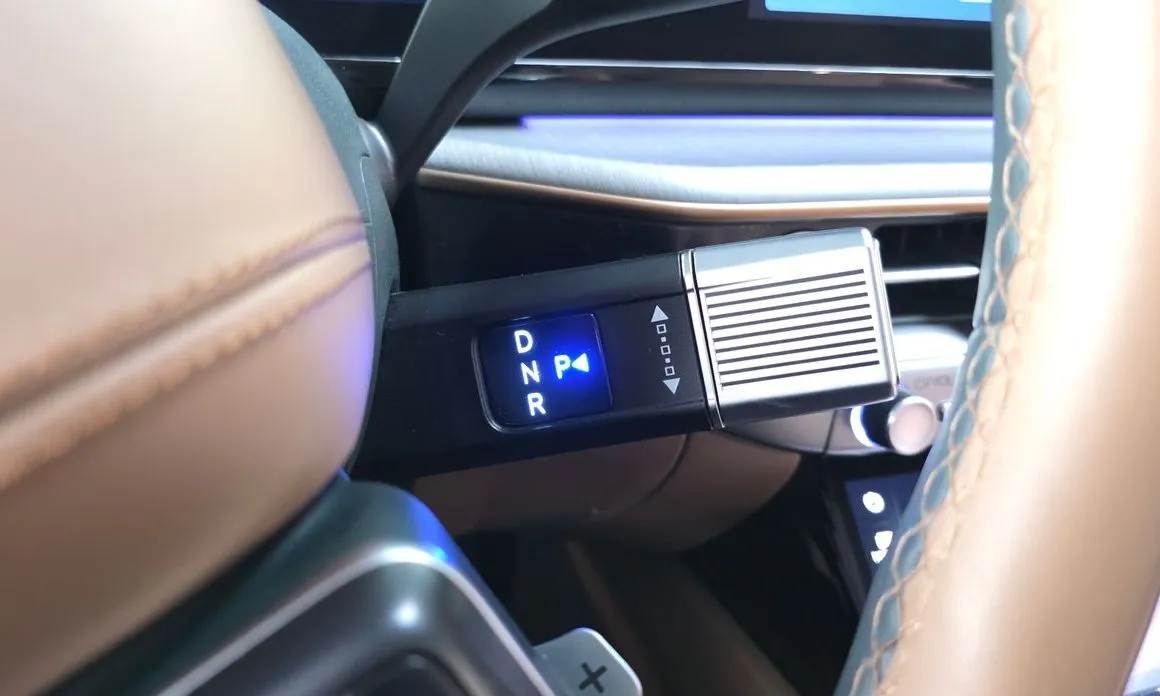Hyundai Grandeur 2023 из KR, фото 3