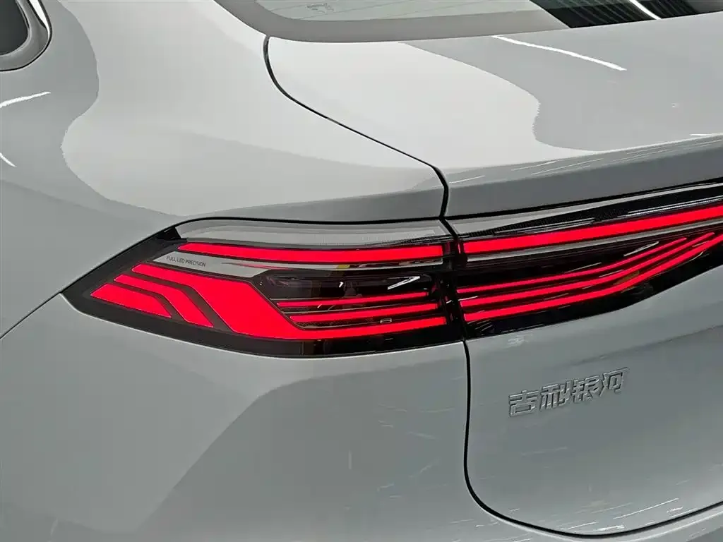 Geely 银河A7 EM 2026 из CN, фото 3