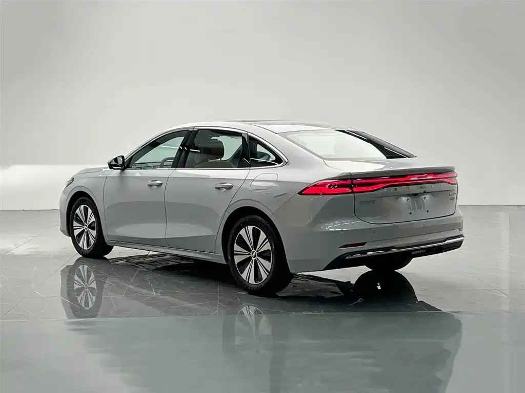 Geely 银河A7 EM 2026 из CN, фото 2