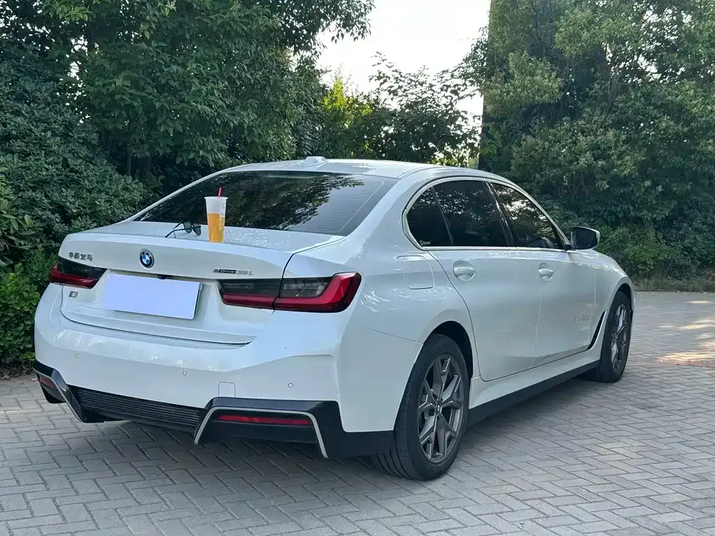 BMW i3 — фото 6