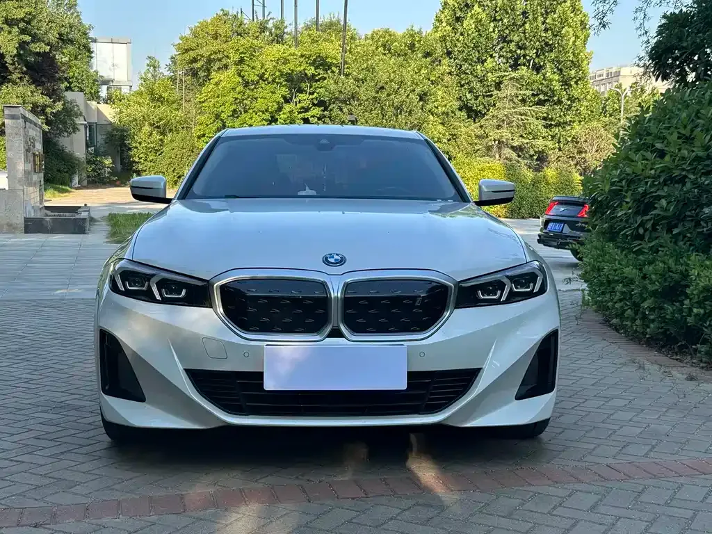 BMW i3 — фото 2