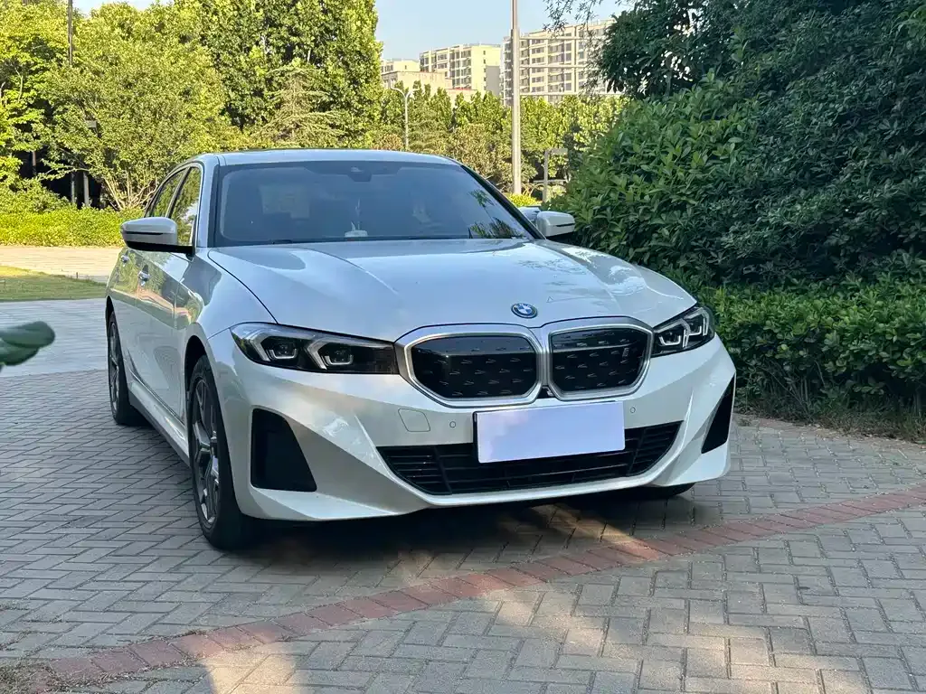 BMW i3 — фото 10