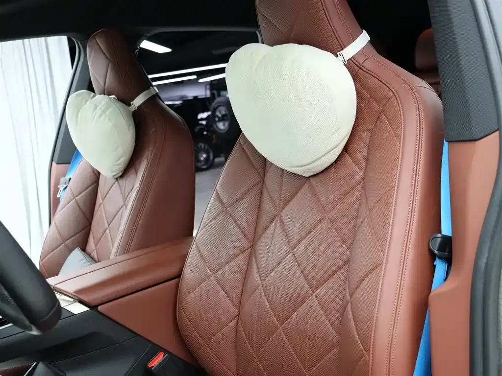 BMW iX M60 2024 из CN, фото 4