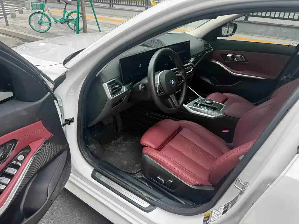 BMW i3 2024 из CN, фото 5