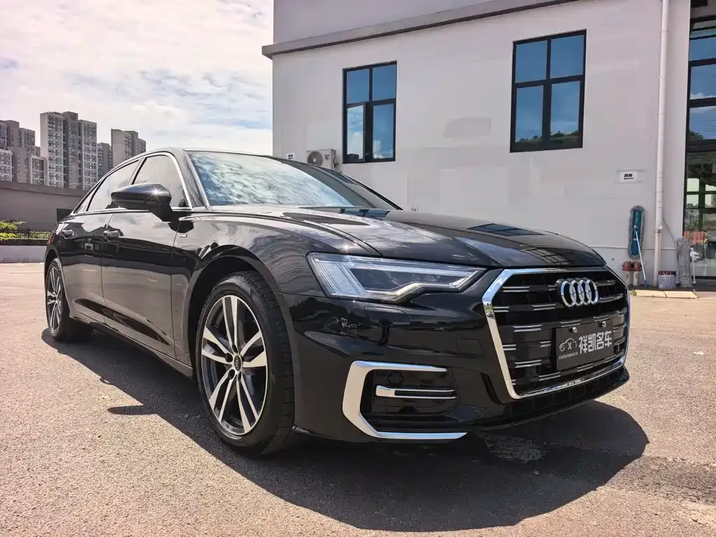 Audi A6L — фото 5