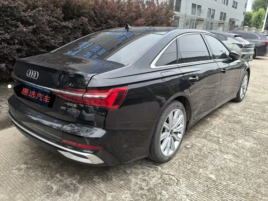 Audi A6L — фото 7