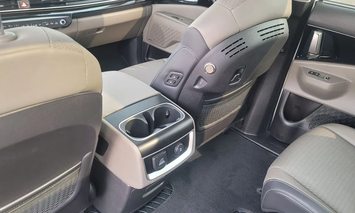 Kia Carnival 2025 из KR, фото 3