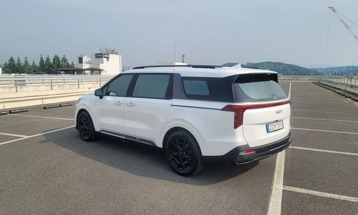 Kia Carnival 2025 из KR, фото 10