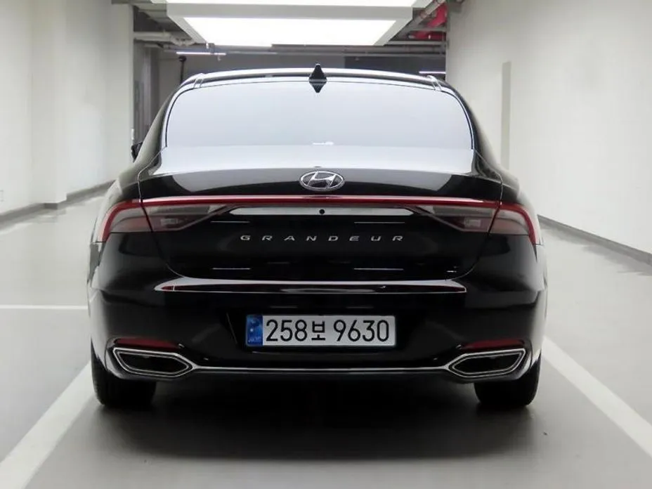 Hyundai Grandeur 2022 из KR, фото 3