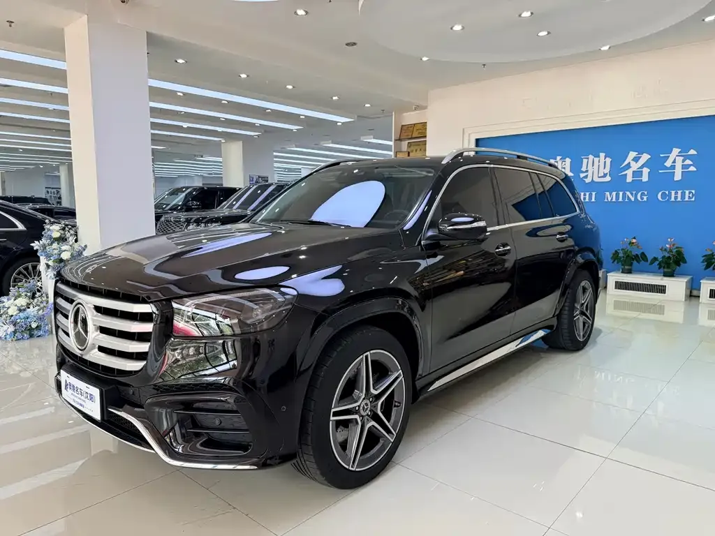 Mercedes-Benz GLS — фото 1
