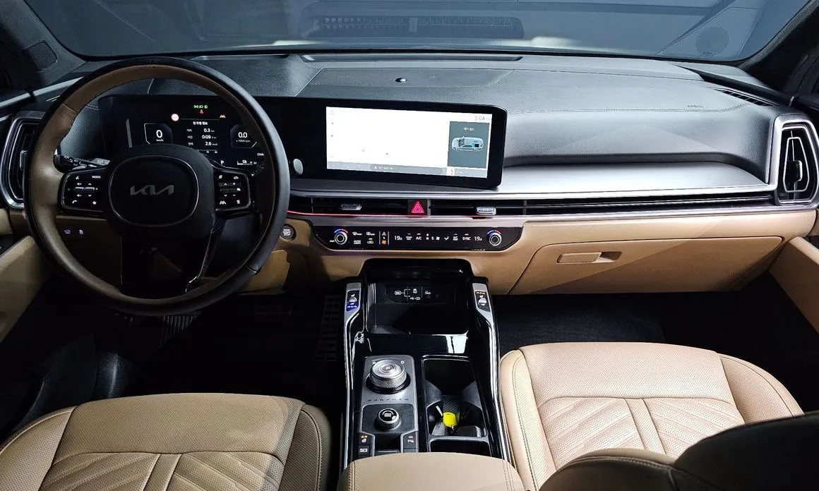 Kia Sorento — фото 8