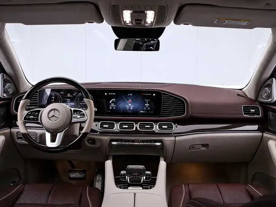 Mercedes-Benz GLS — фото 7