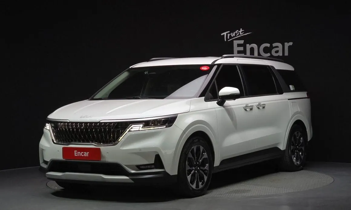 Kia Carnival 2023 из KR, фото 1