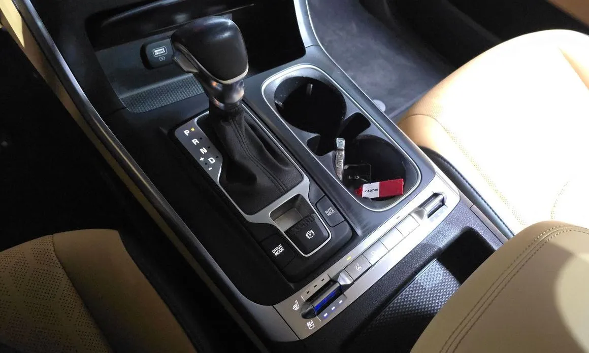 Kia Carnival 2023 из KR, фото 10