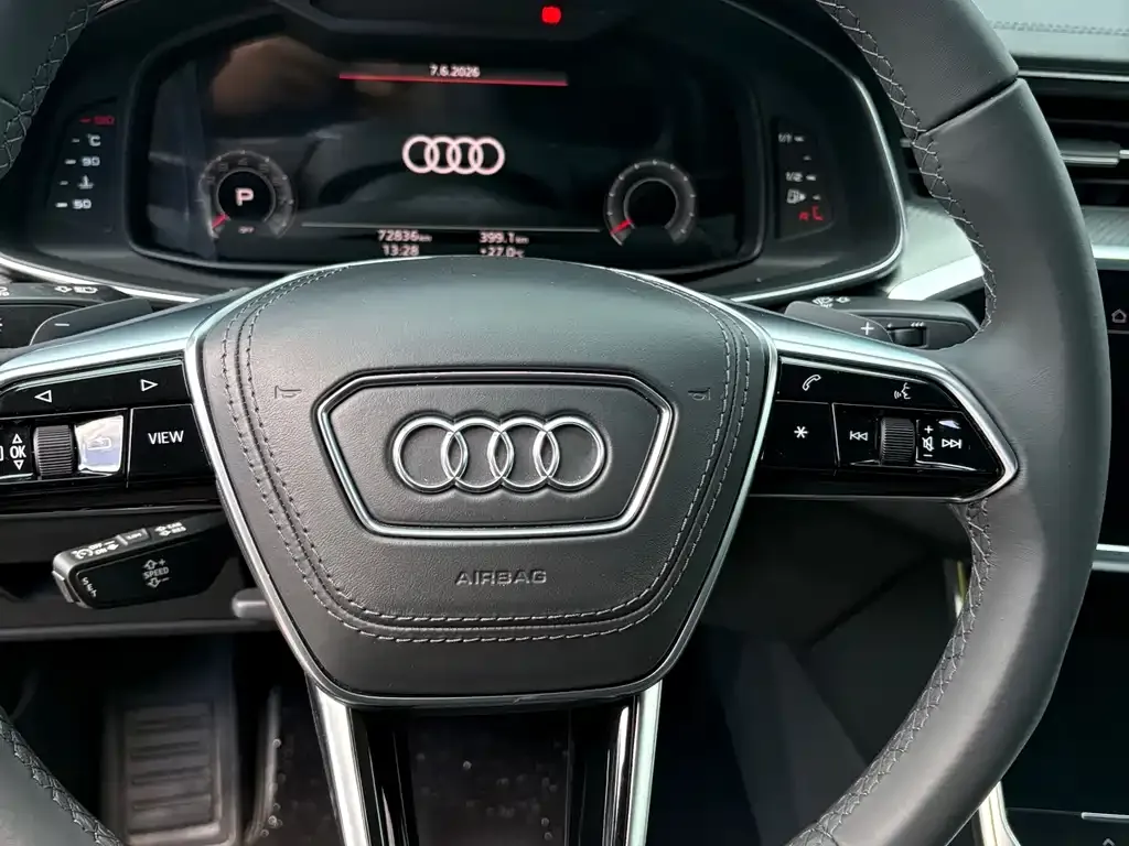 Audi A6L — фото 10