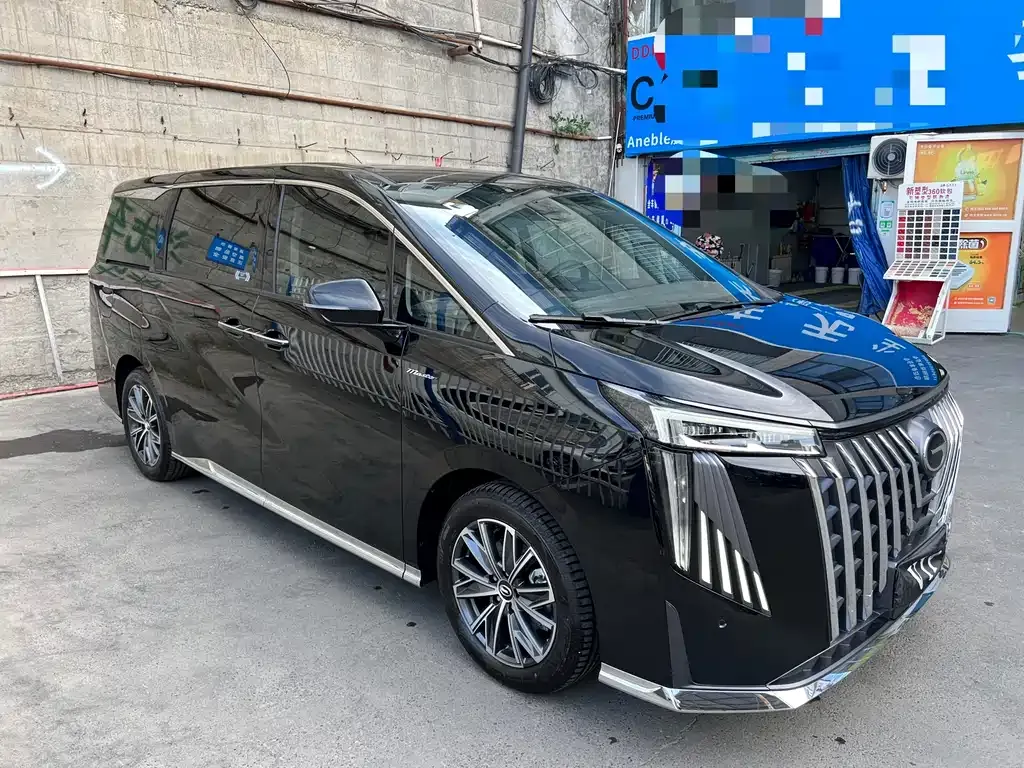 GAC Motor Trumpchi M8 — фото 2