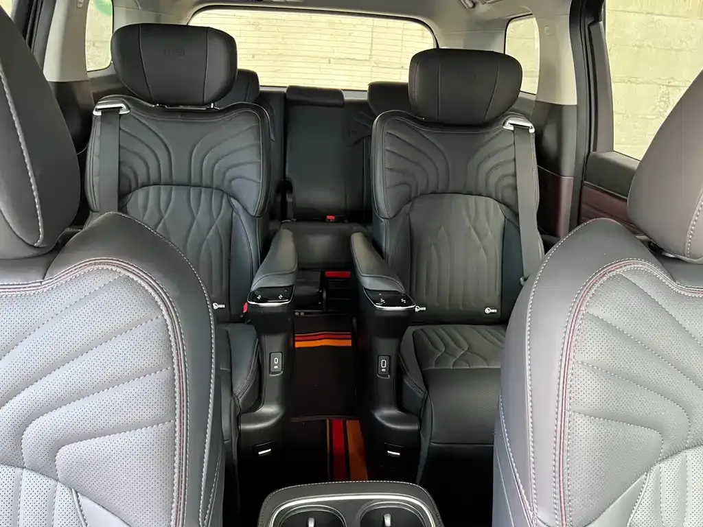 GAC Motor Trumpchi M8 — фото 6