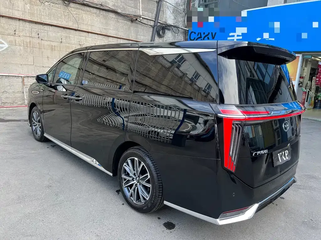 GAC Motor Trumpchi M8 — фото 10