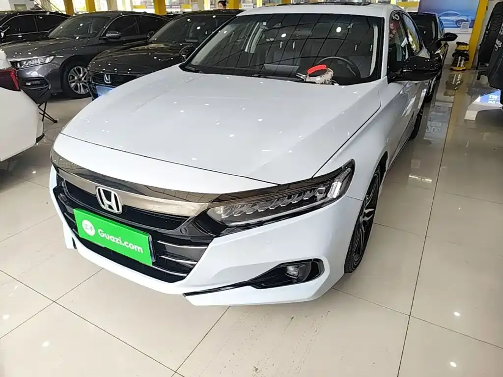Honda Accord — фото 3
