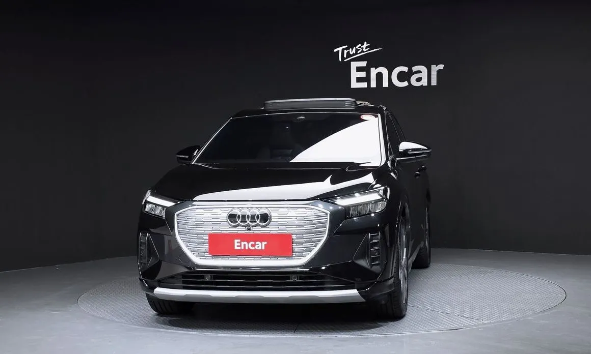 Audi Q4 e-tron 2023 из KR, фото 3