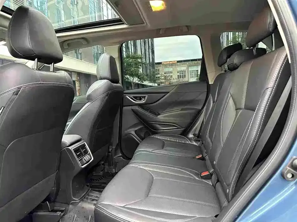 Subaru Forester 2021 из CN, фото 6