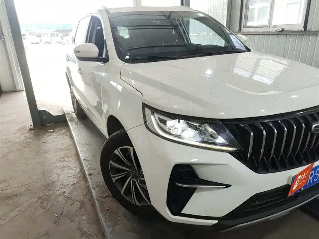 Geely Vision X6 — фото 9