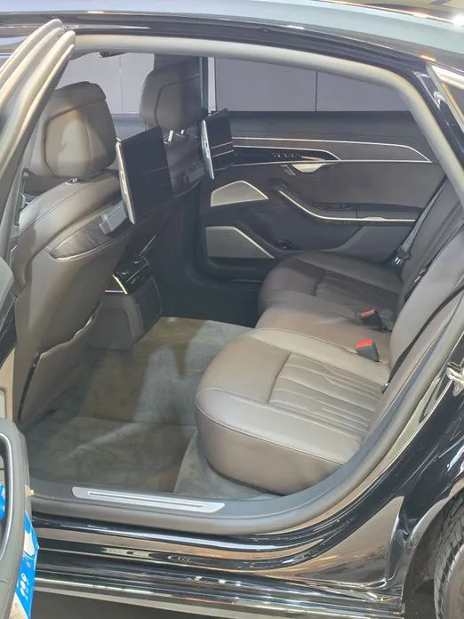 Audi A8 2021 из KR, фото 6