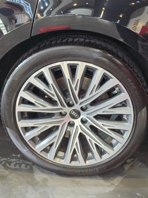 Audi A8 2021 из KR, фото 4