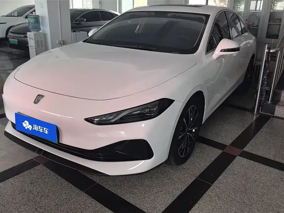 Roewe D7
