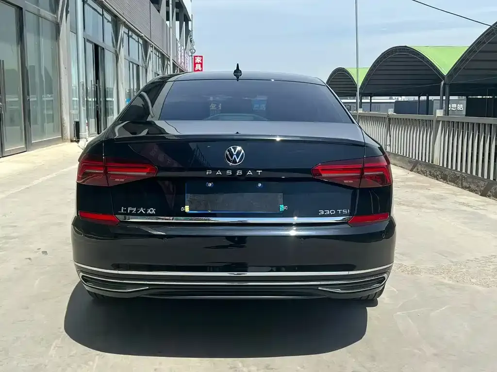 Volkswagen Passat — фото 3