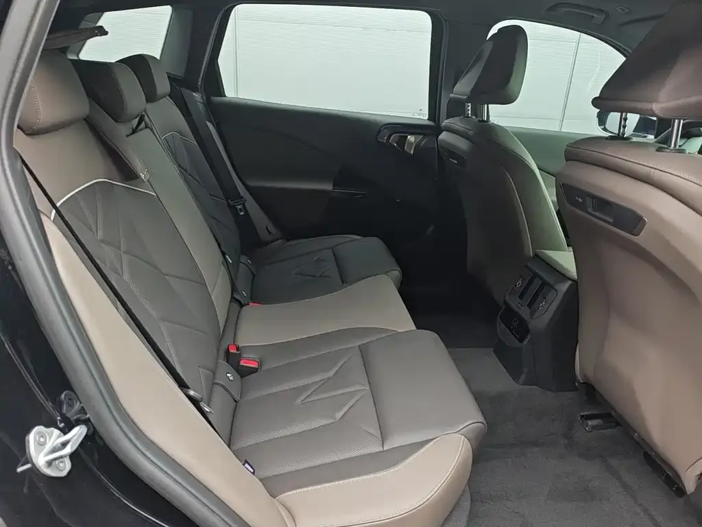 BMW X3 2025 из CN, фото 3