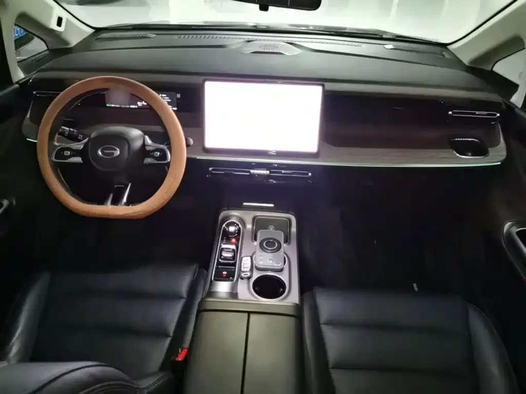 GAC Motor 传祺E8 PHEV 2024 из CN, фото 2