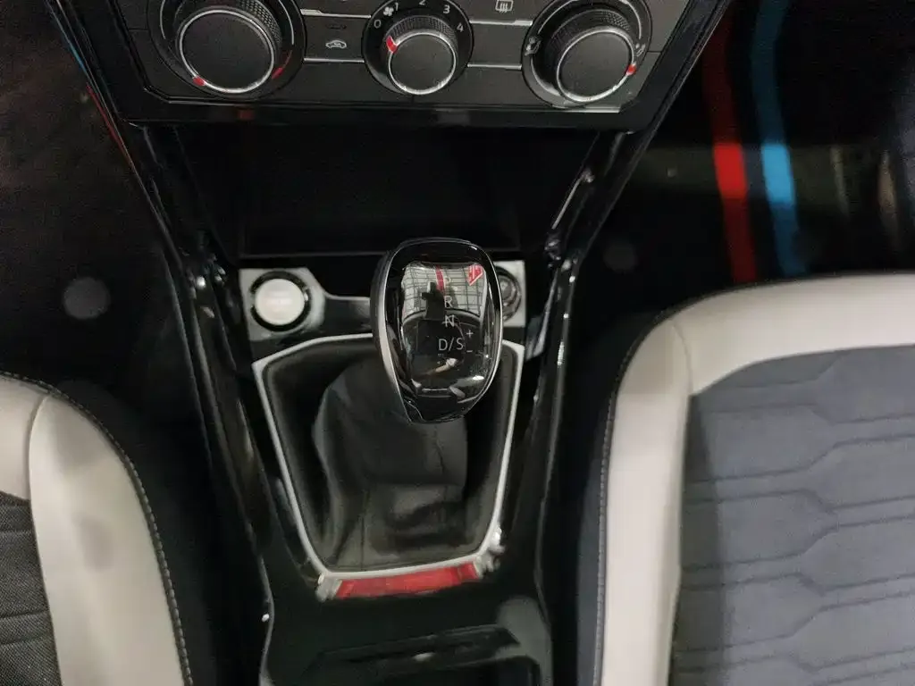 Volkswagen Tharu 2024 из CN, фото 2