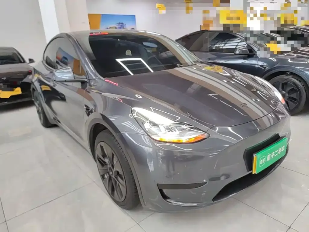 Tesla Model Y — фото 7