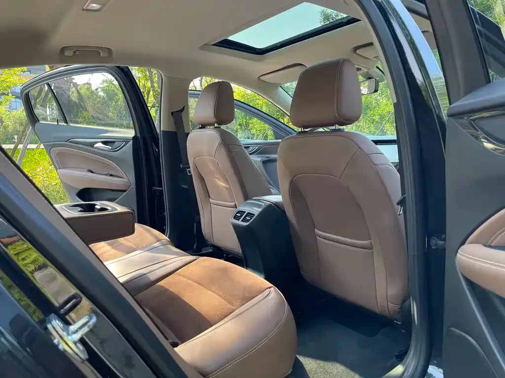 Buick Regal 2023 из CN, фото 4