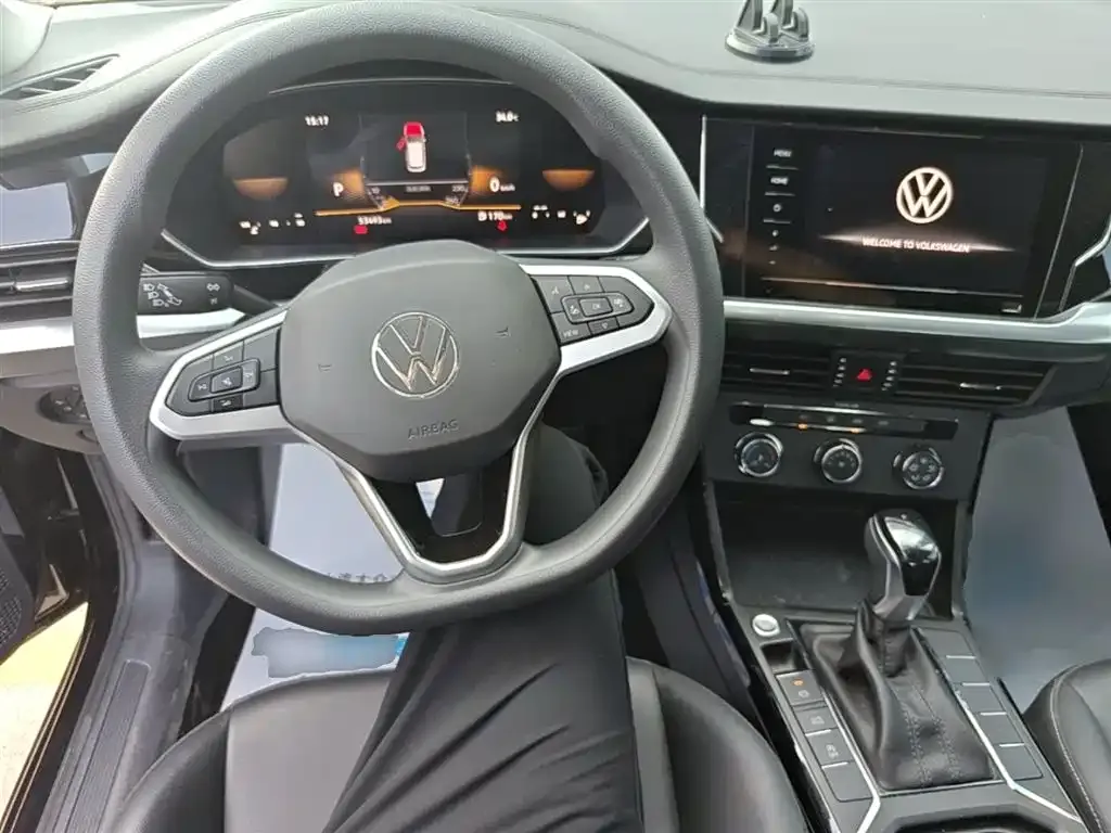 Volkswagen Passat — фото 4