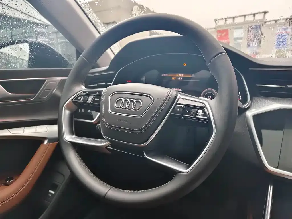Audi A7L — фото 3