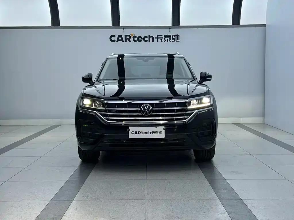 Volkswagen Touareg 2022 из CN, фото 2