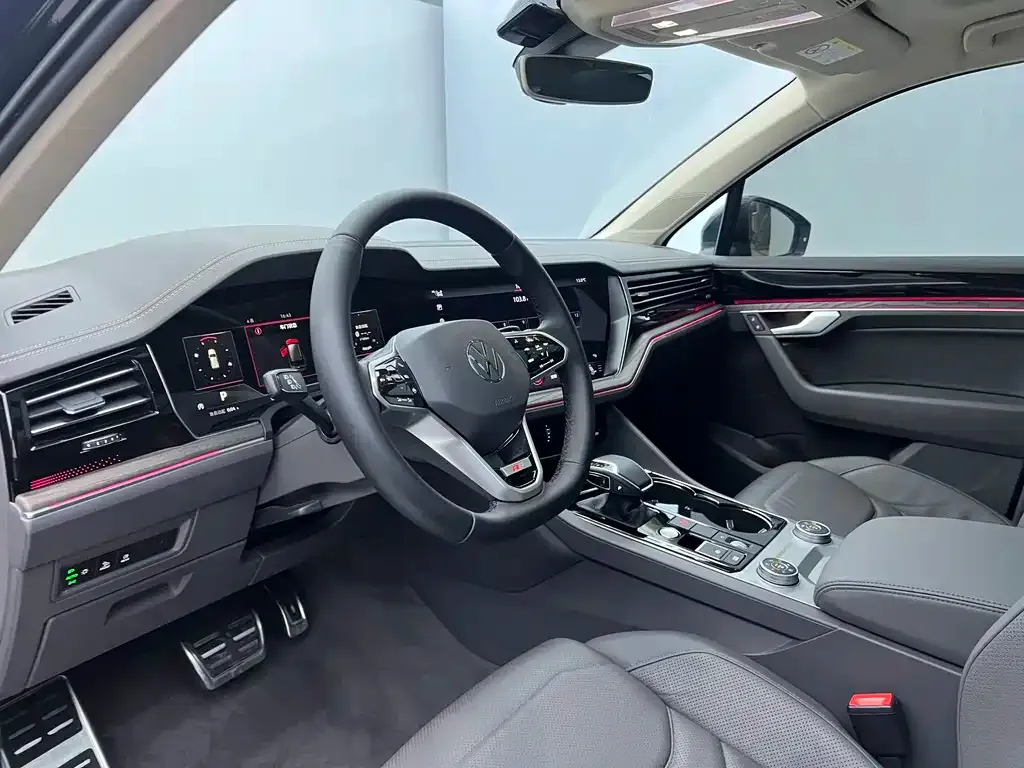 Volkswagen Touareg 2022 из CN, фото 7