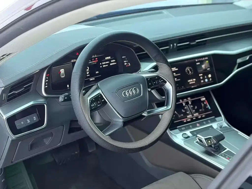 Audi A7L — фото 3