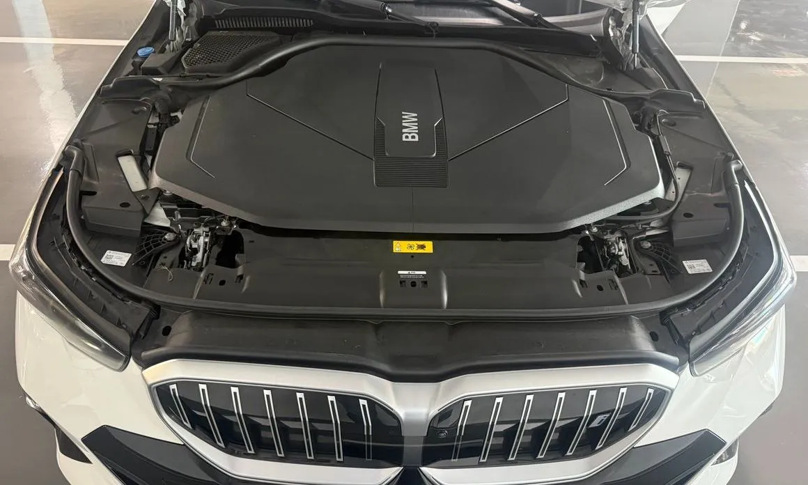 BMW i5 2025 из KR, фото 7
