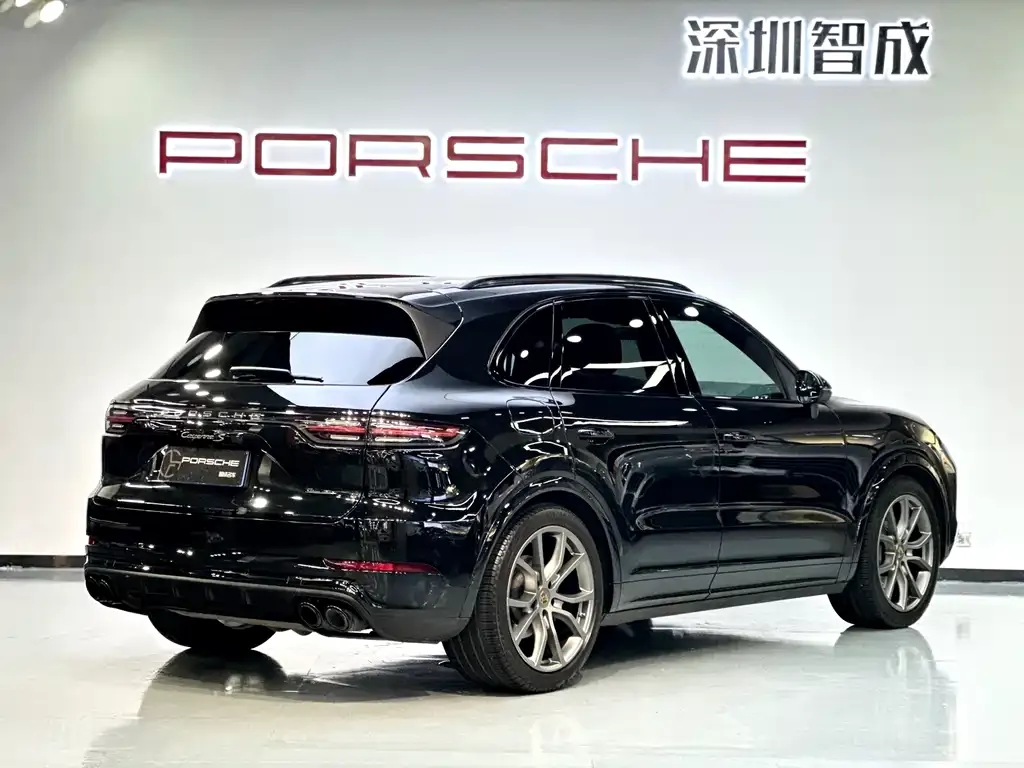 Porsche Cayenne — фото 8