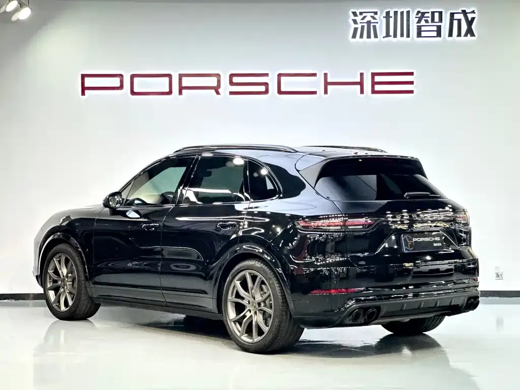 Porsche Cayenne — фото 3